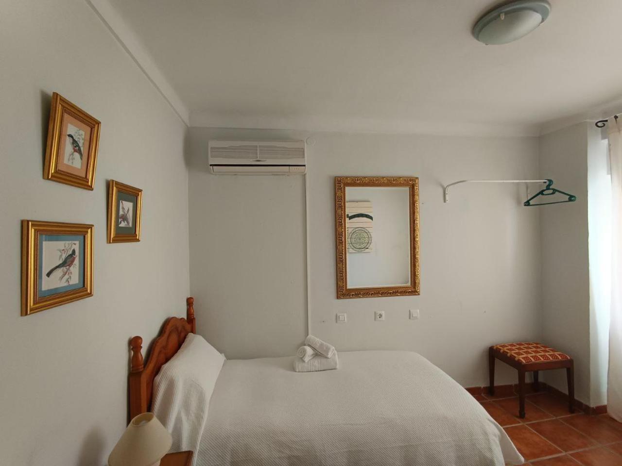 Hostal R-Conecta Cuevas De San Marcos Exteriör bild