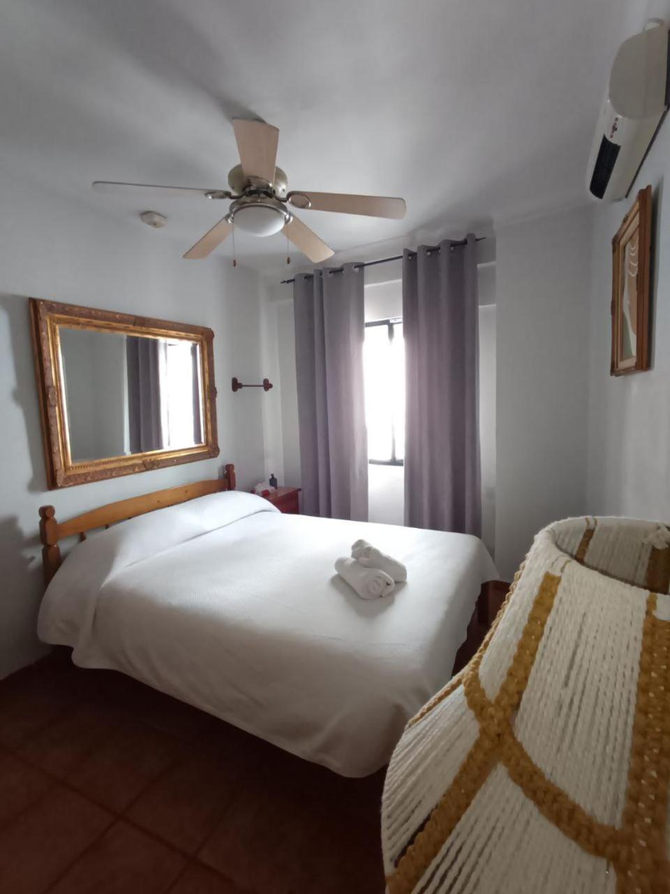 Hostal R-Conecta Cuevas De San Marcos Exteriör bild