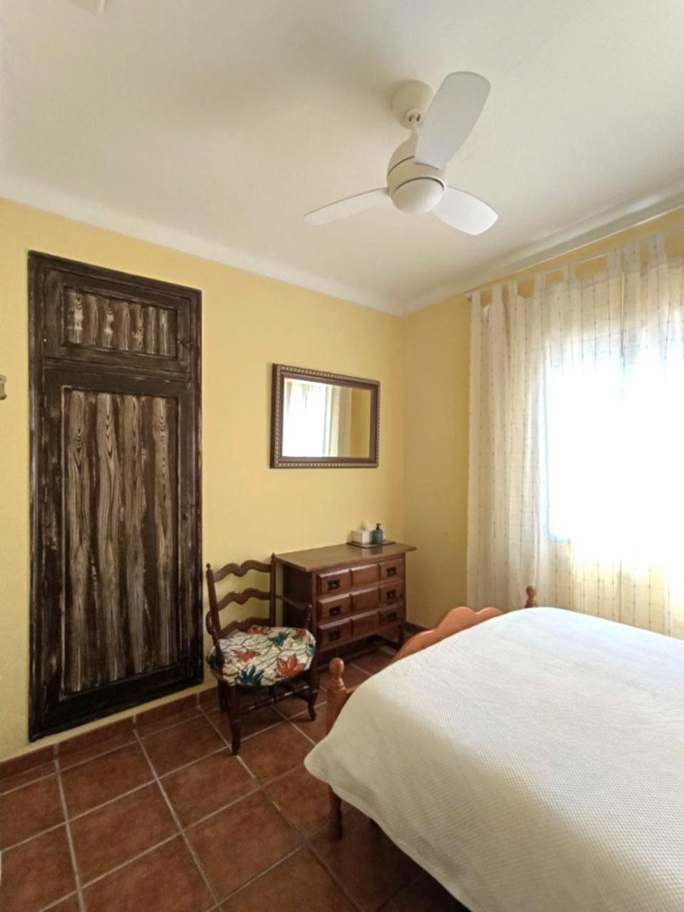Hostal R-Conecta Cuevas De San Marcos Exteriör bild